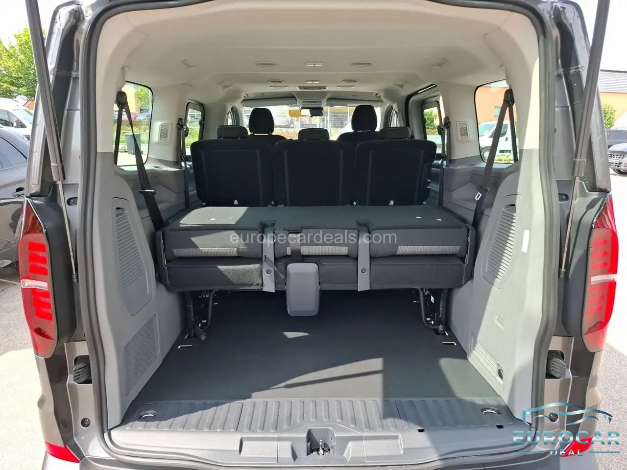 Volkswagen T7 Caravelle