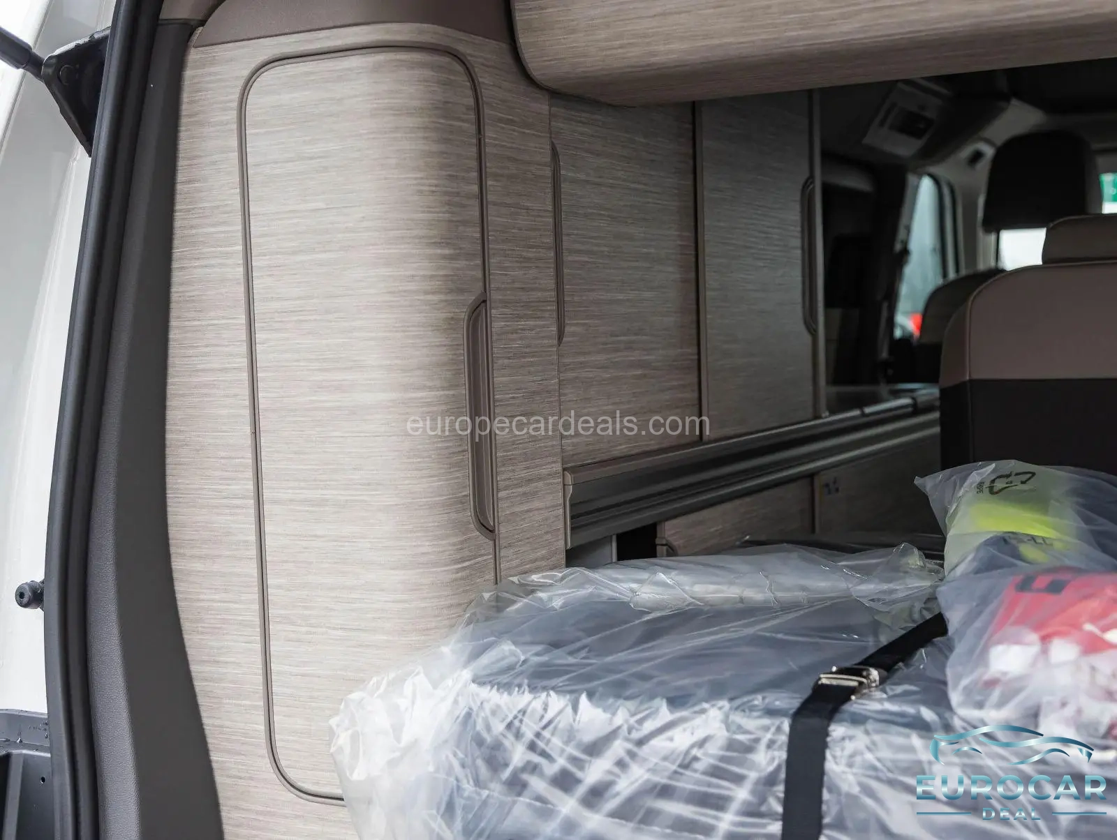 Volkswagen T7 California