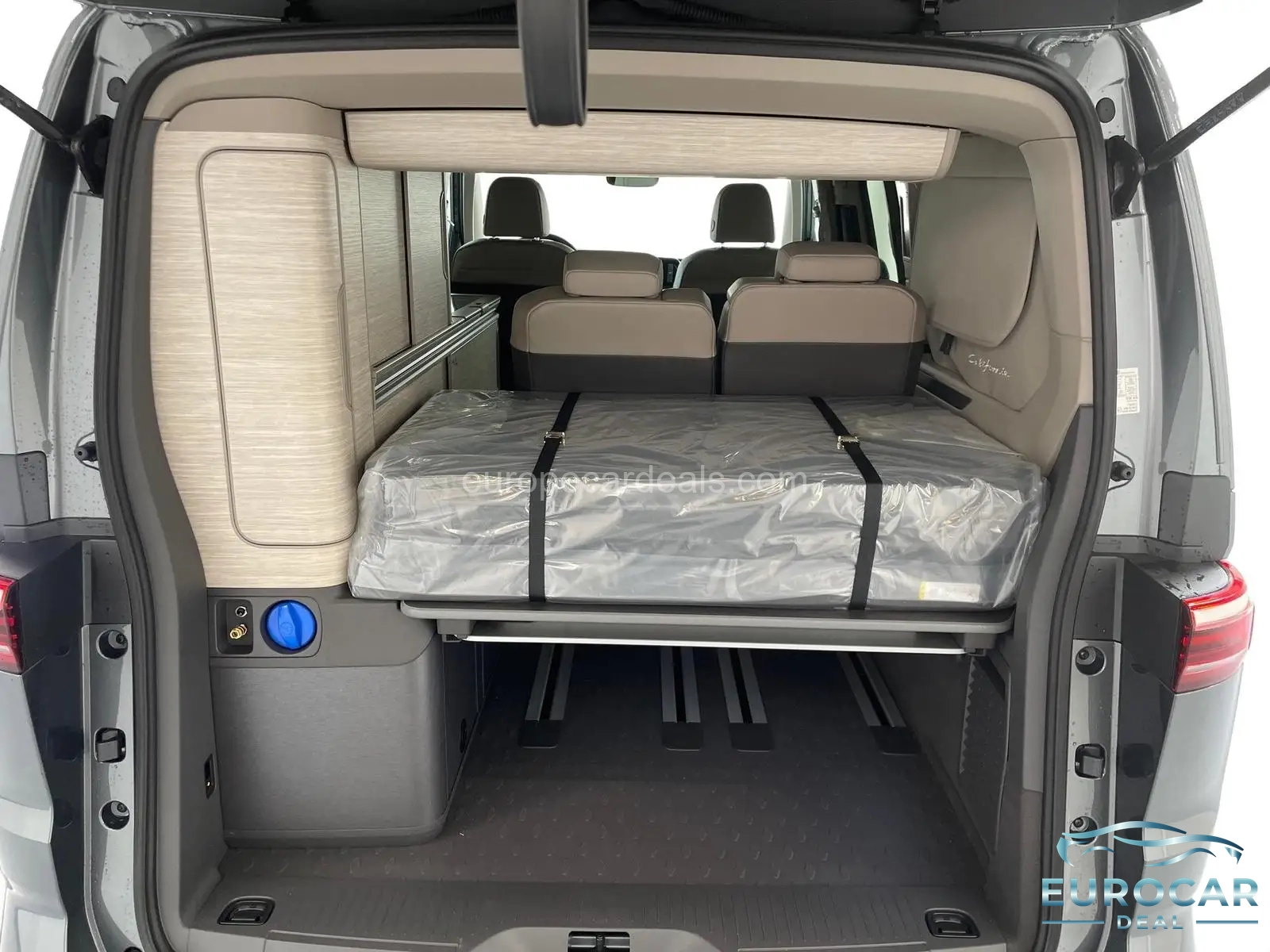 Volkswagen T7 California