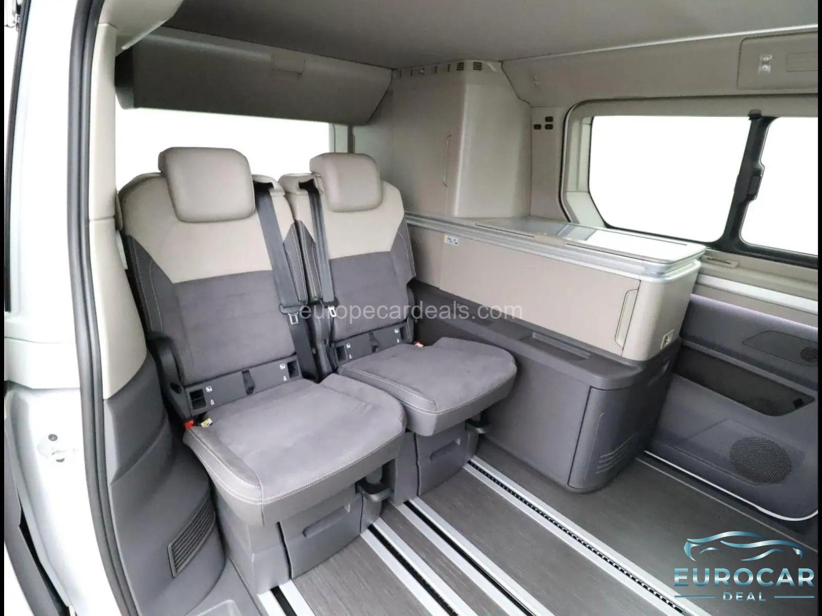 Volkswagen T7 California