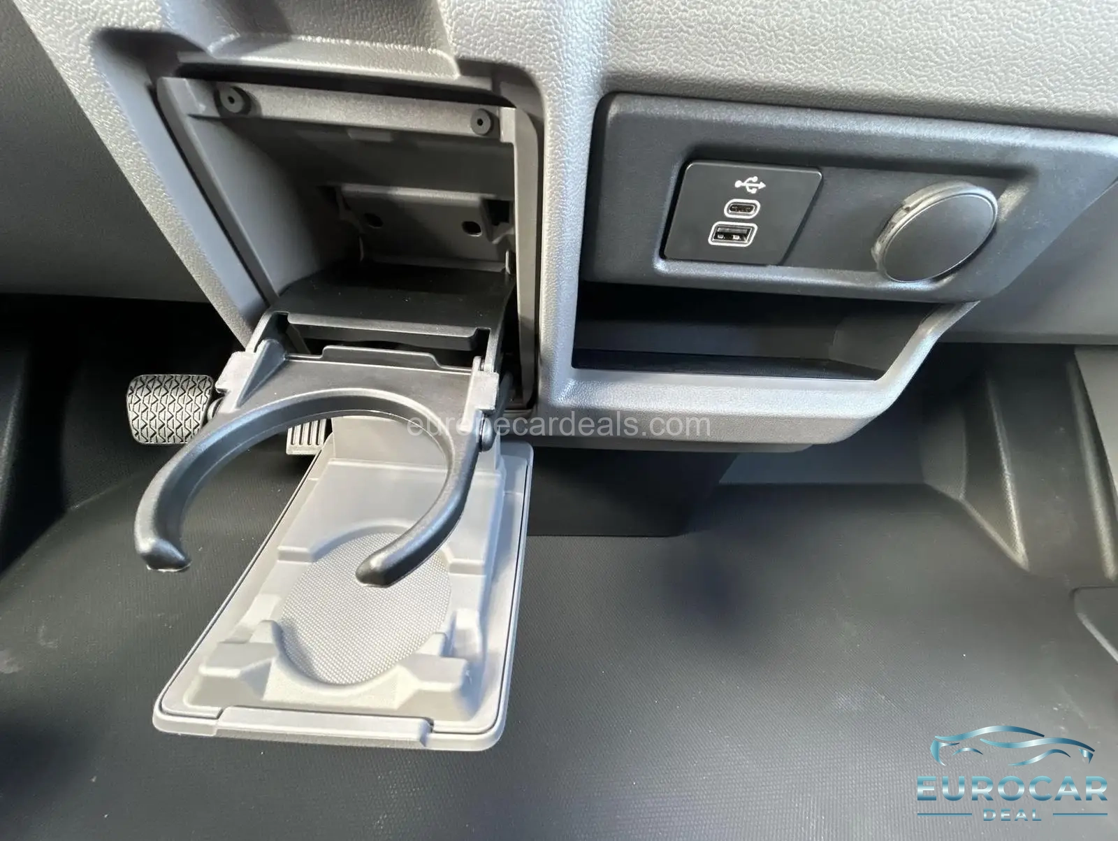 Volkswagen T7 Transporter
