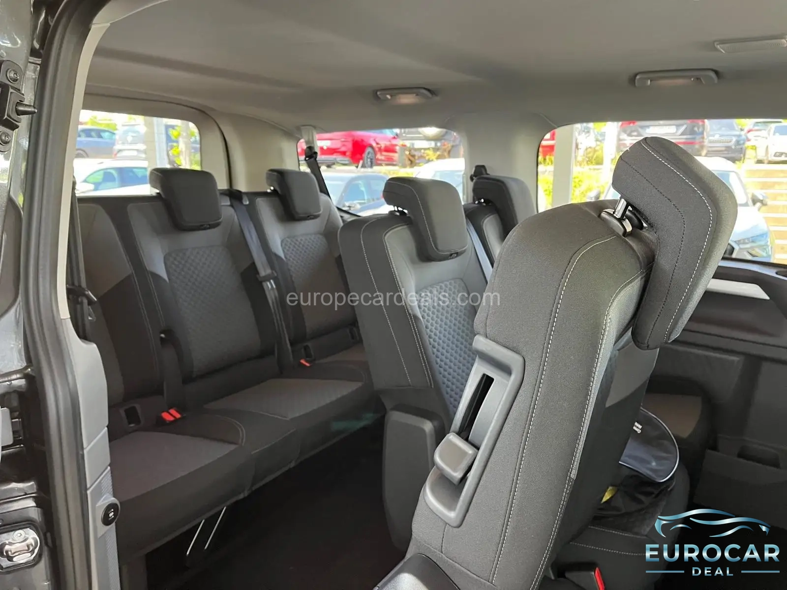 Volkswagen T7 Caravelle