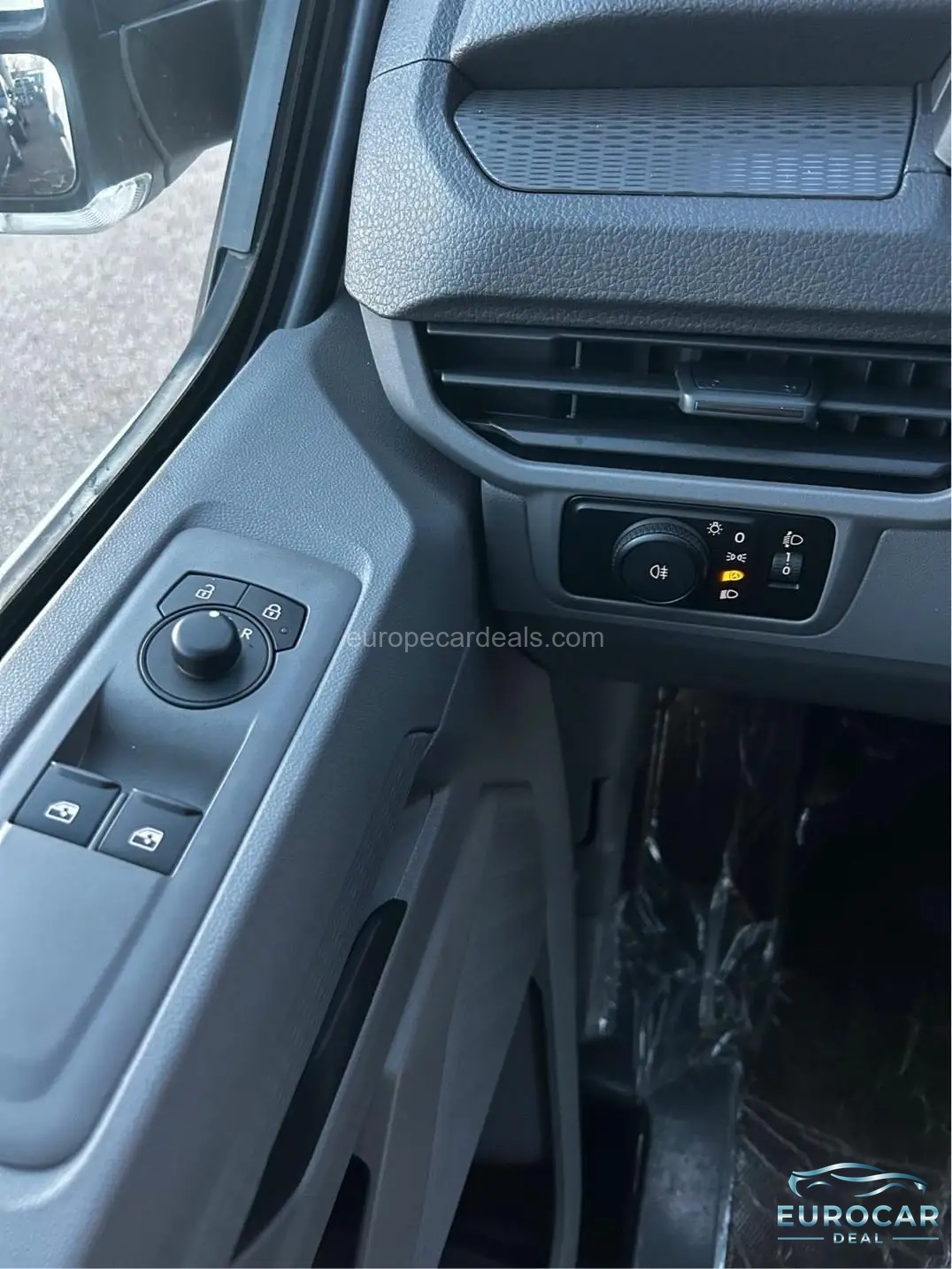 Volkswagen T7 Transporter