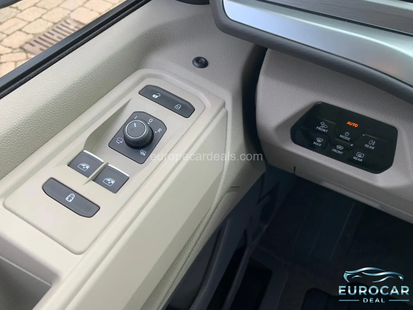 Volkswagen T7 California
