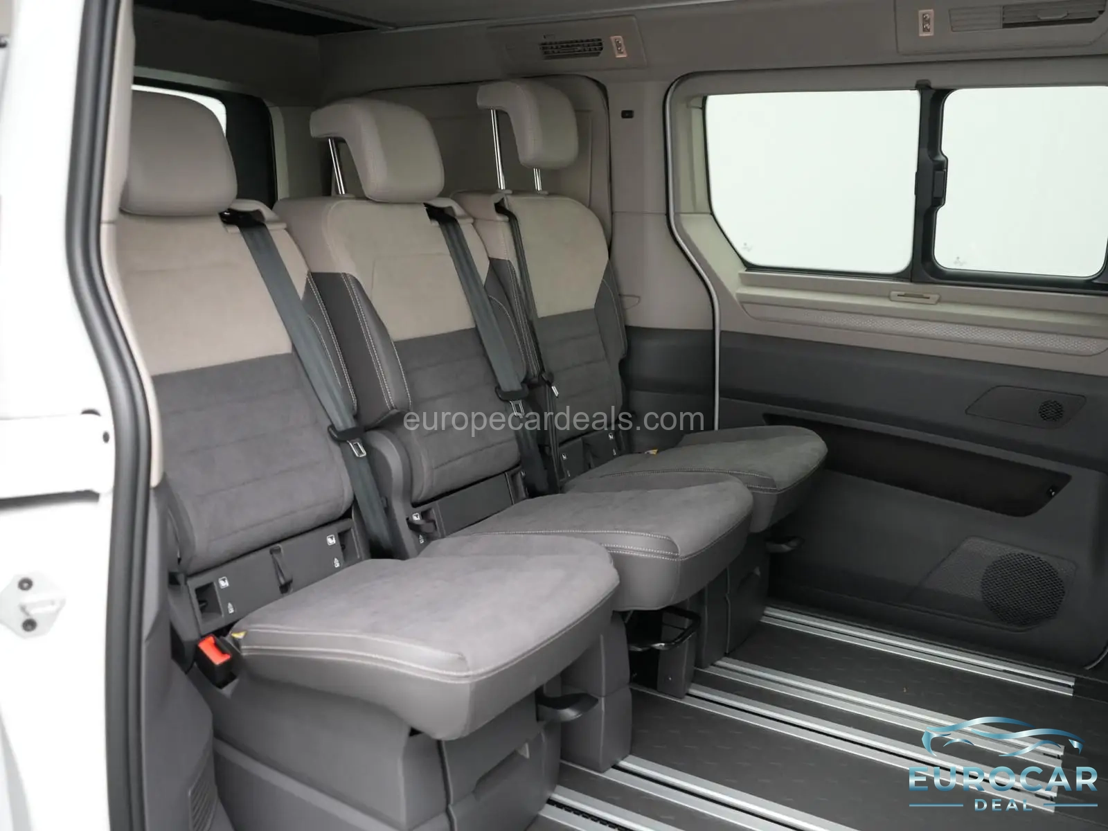 Volkswagen T7 California