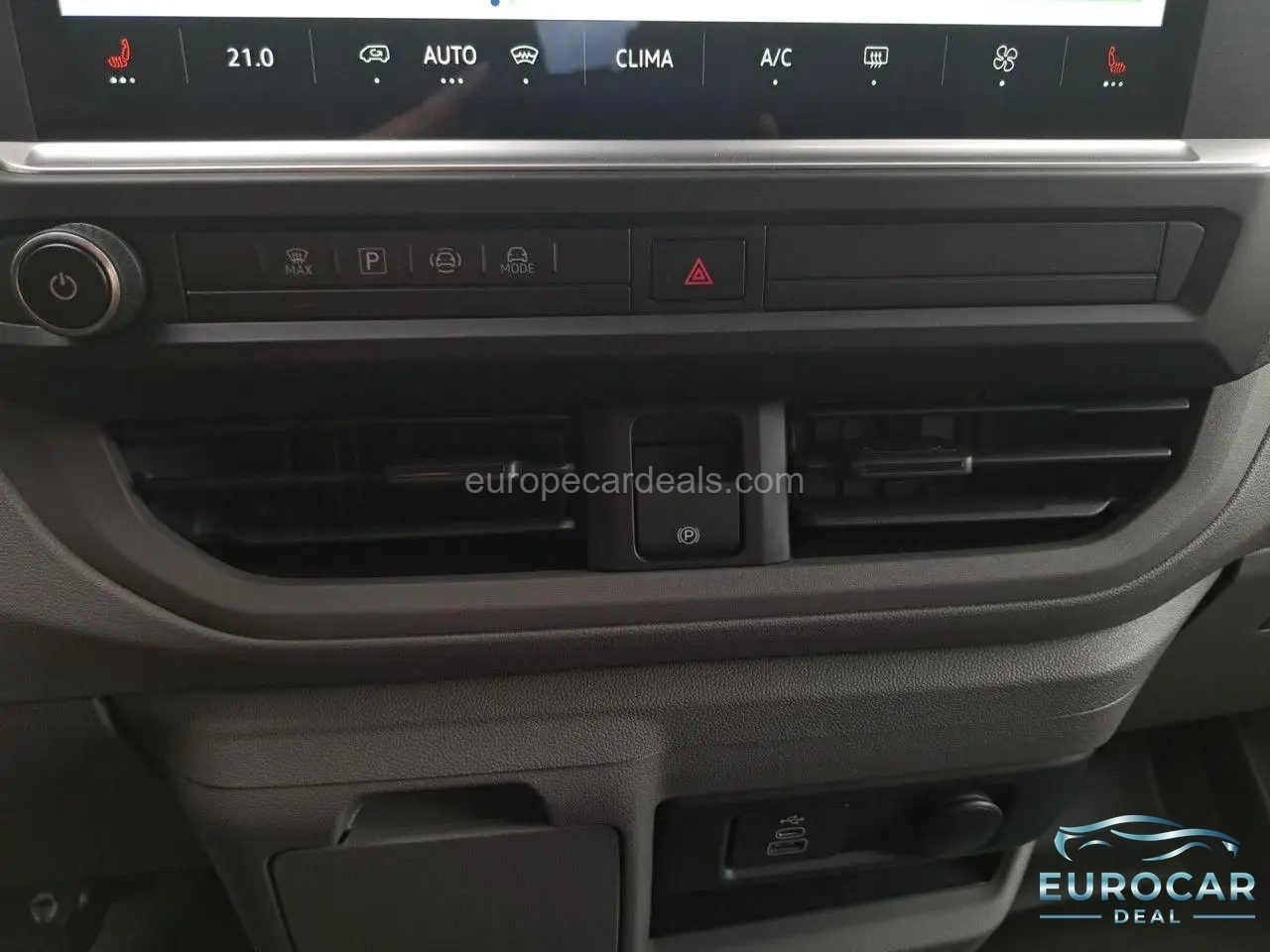 Volkswagen T7 Caravelle
