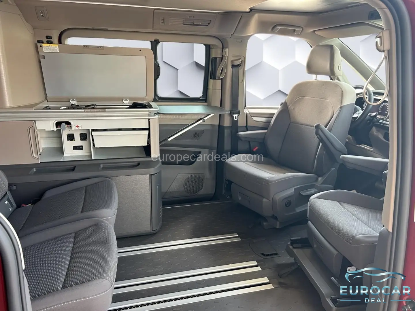 Volkswagen T7 California