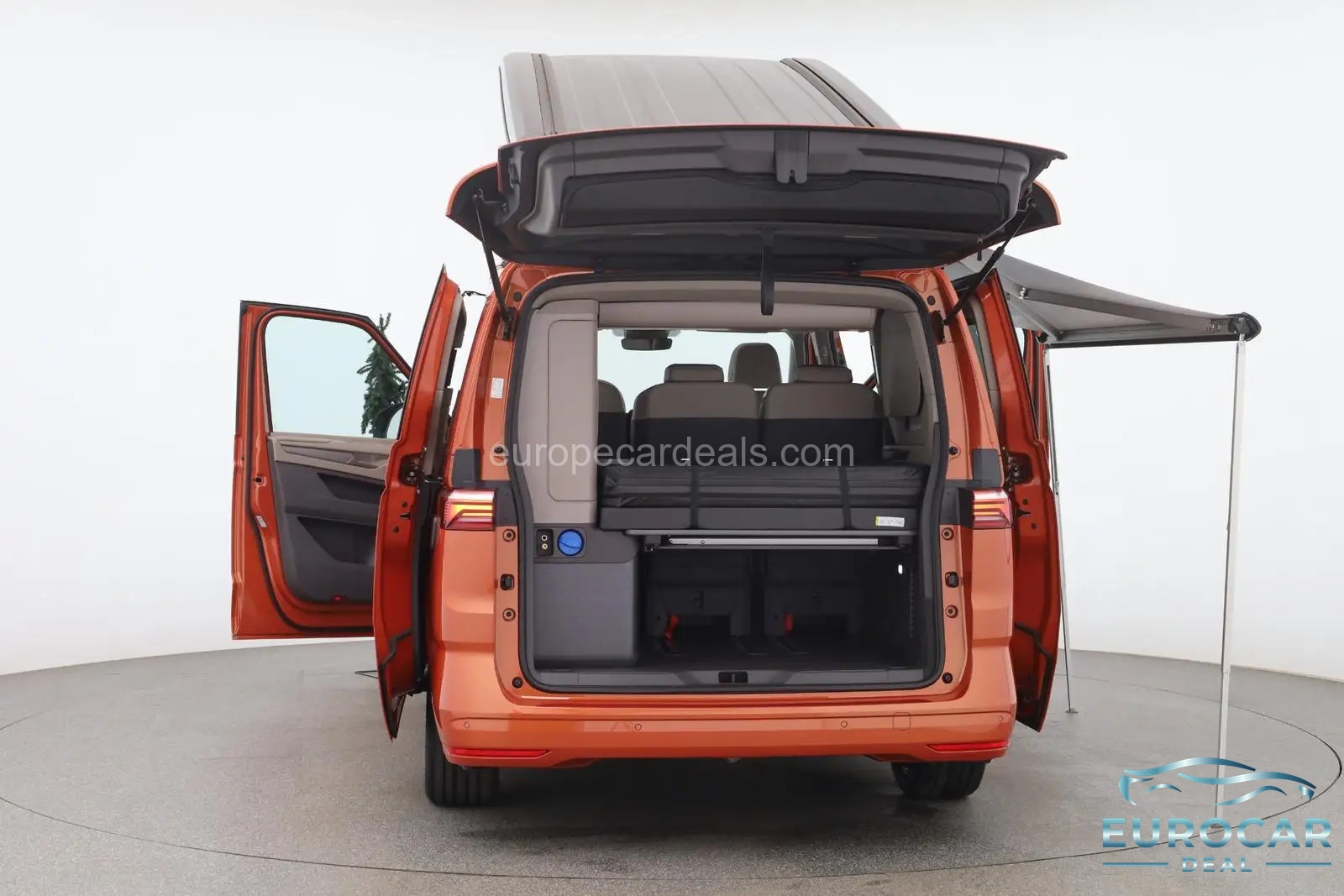 Volkswagen T7 California