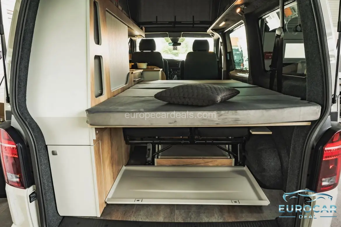 Volkswagen T7 Transporter