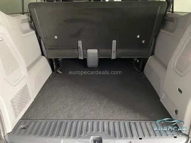 Volkswagen T7 Caravelle