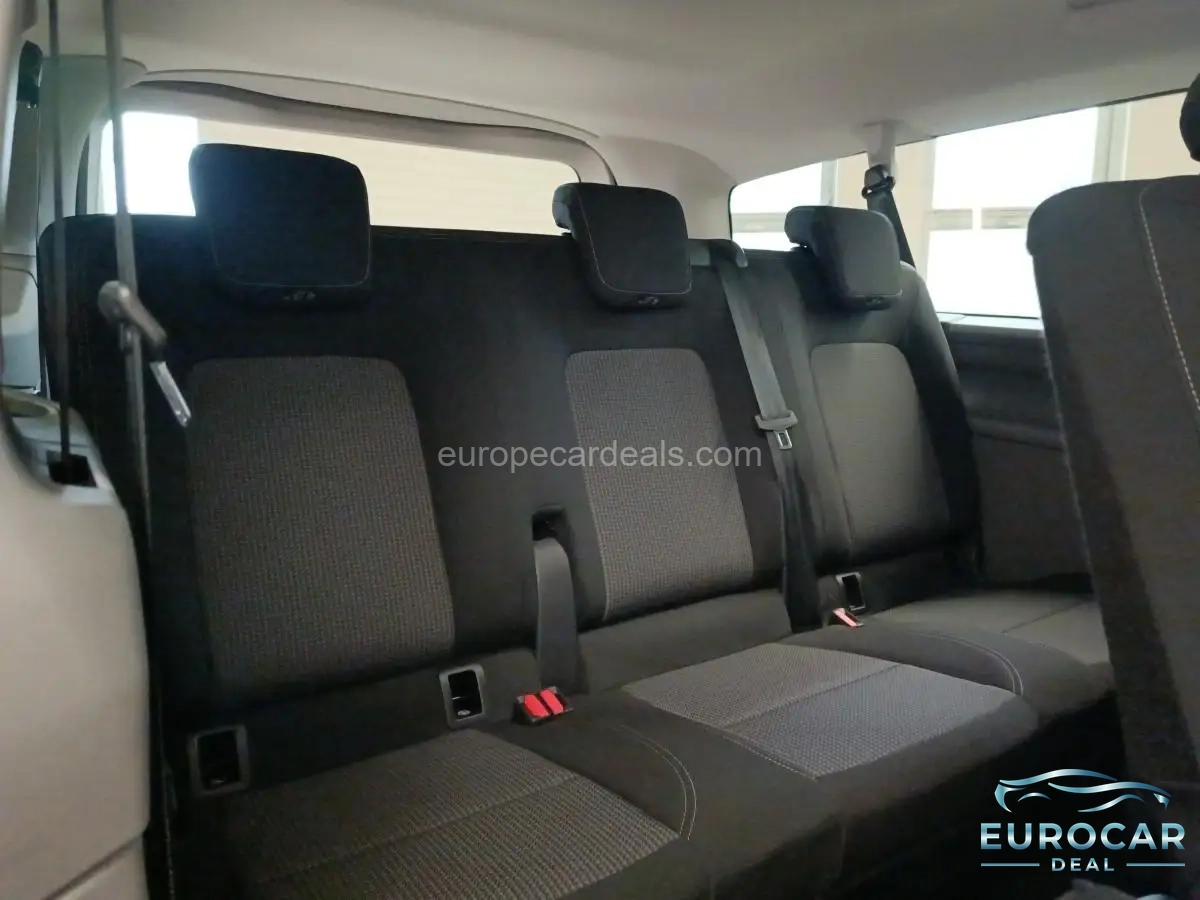 Volkswagen T7 Caravelle