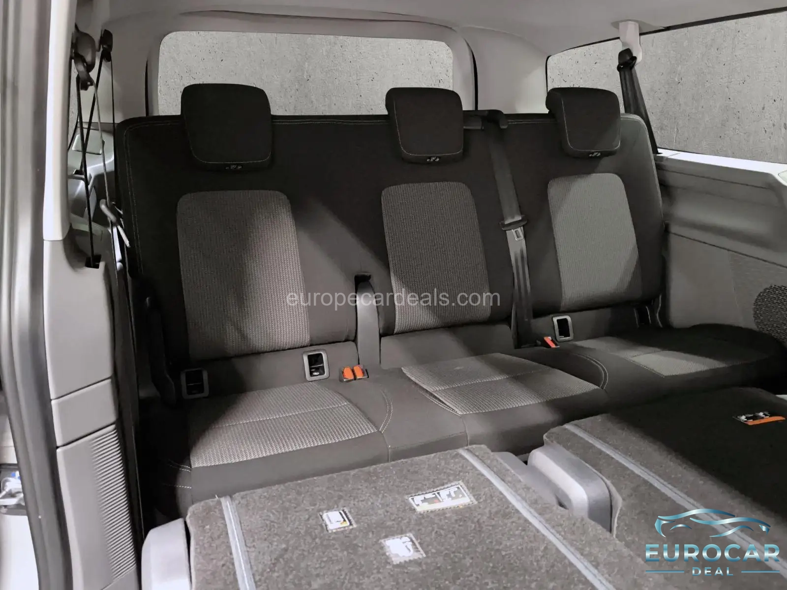 Volkswagen T7 Caravelle