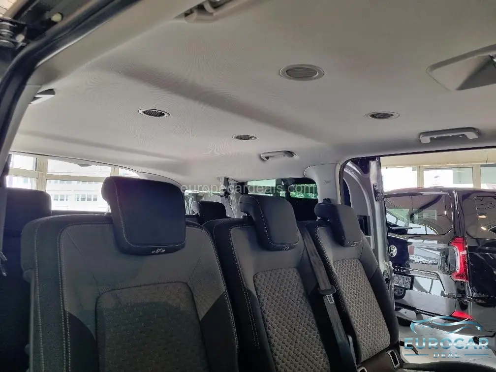 Volkswagen T7 Caravelle