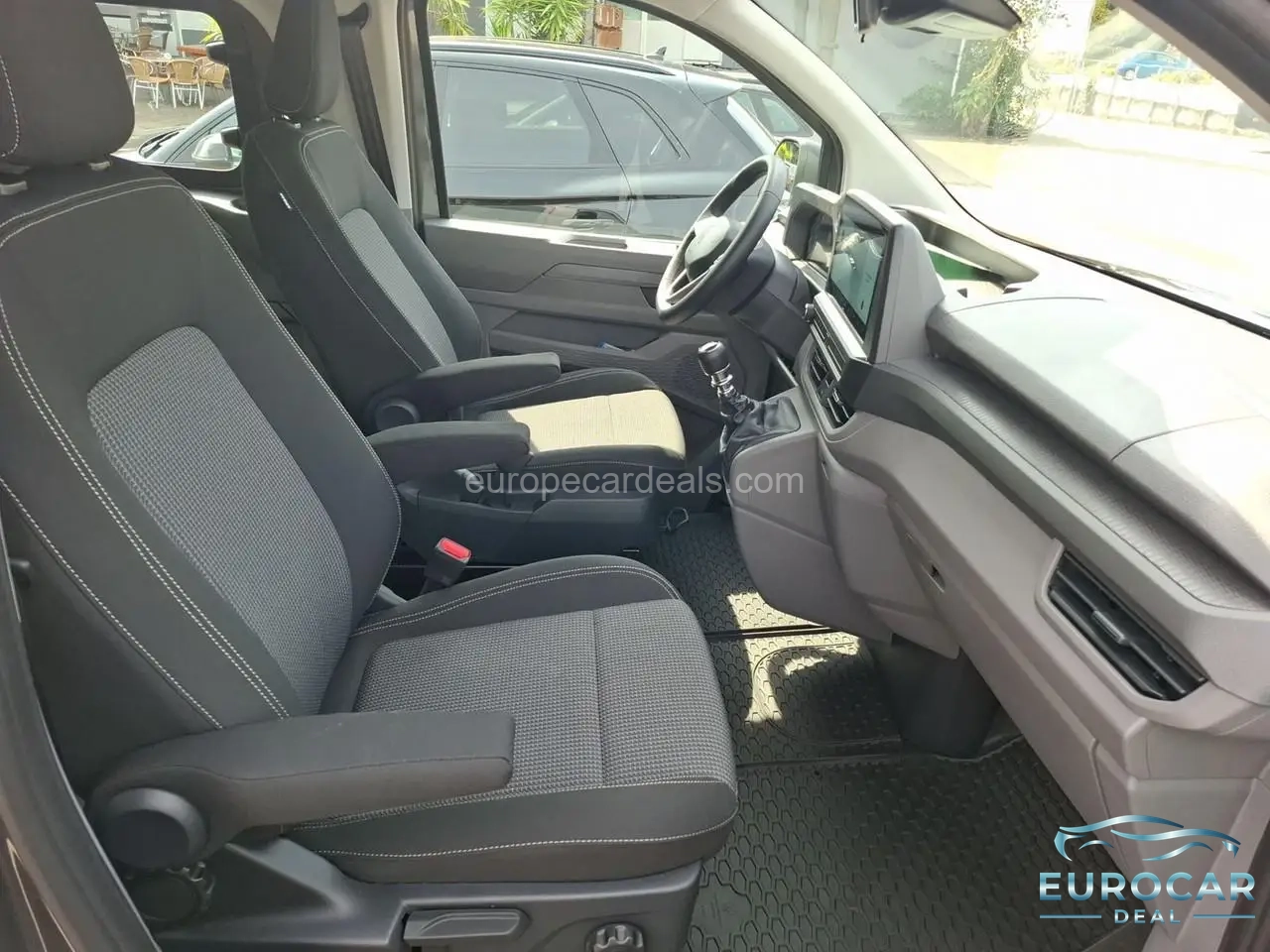 Volkswagen T7 Caravelle