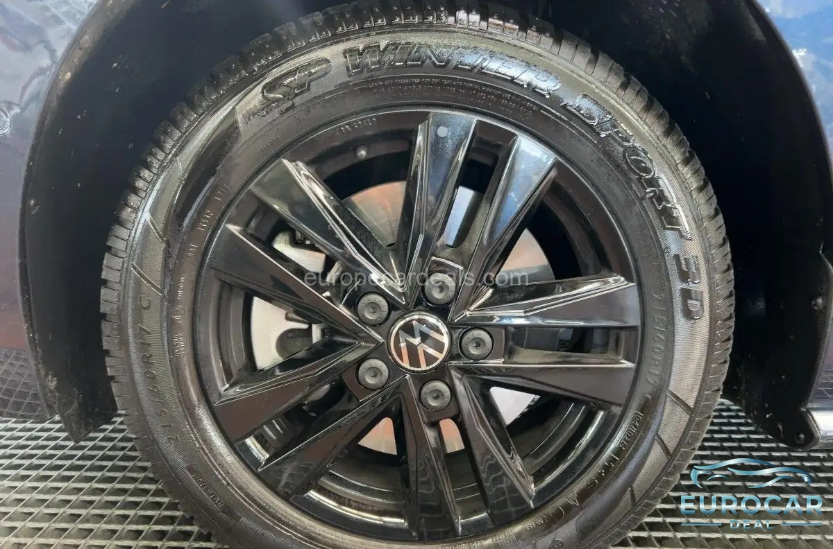 Volkswagen T7 California