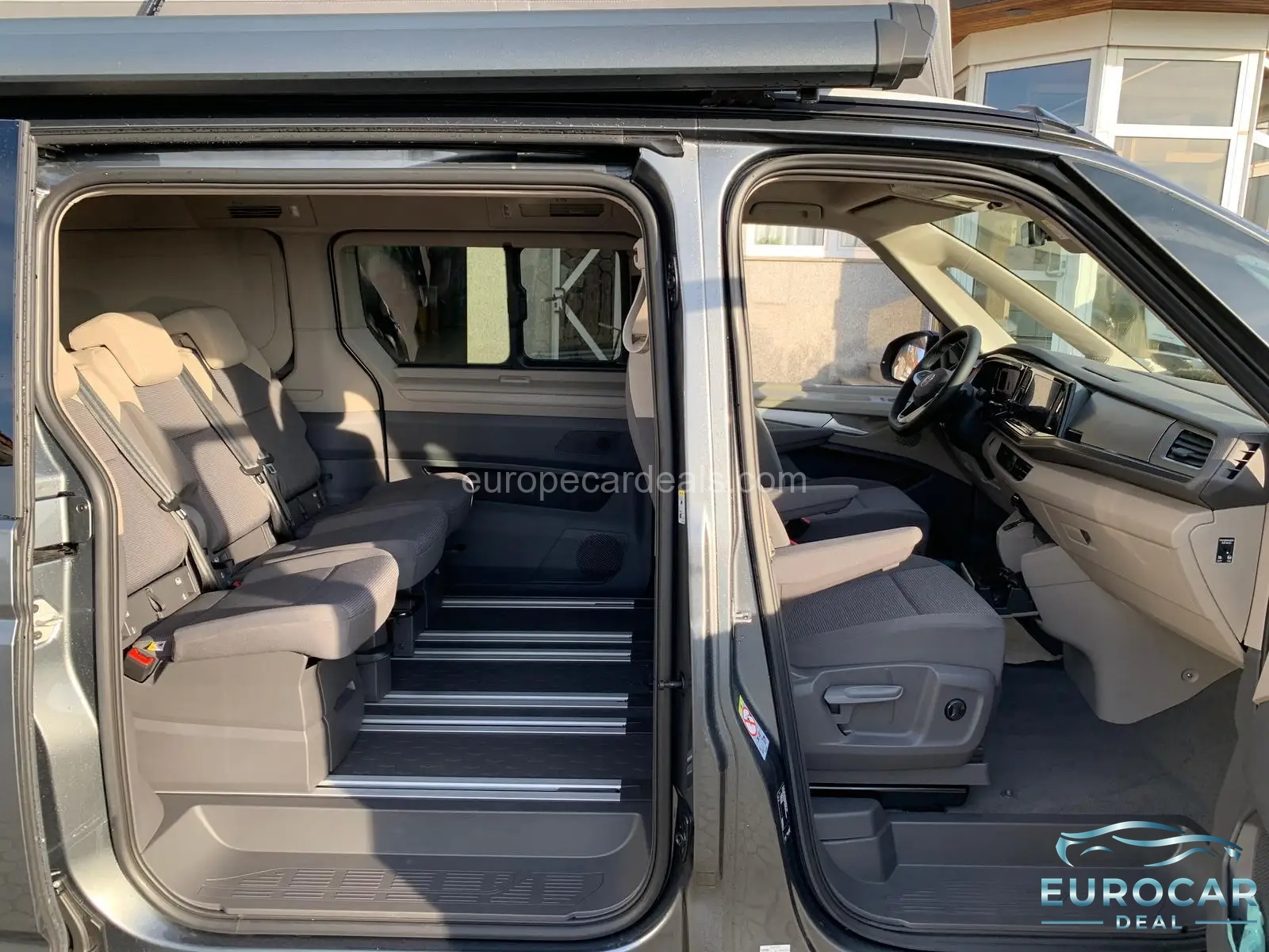 Volkswagen T7 California