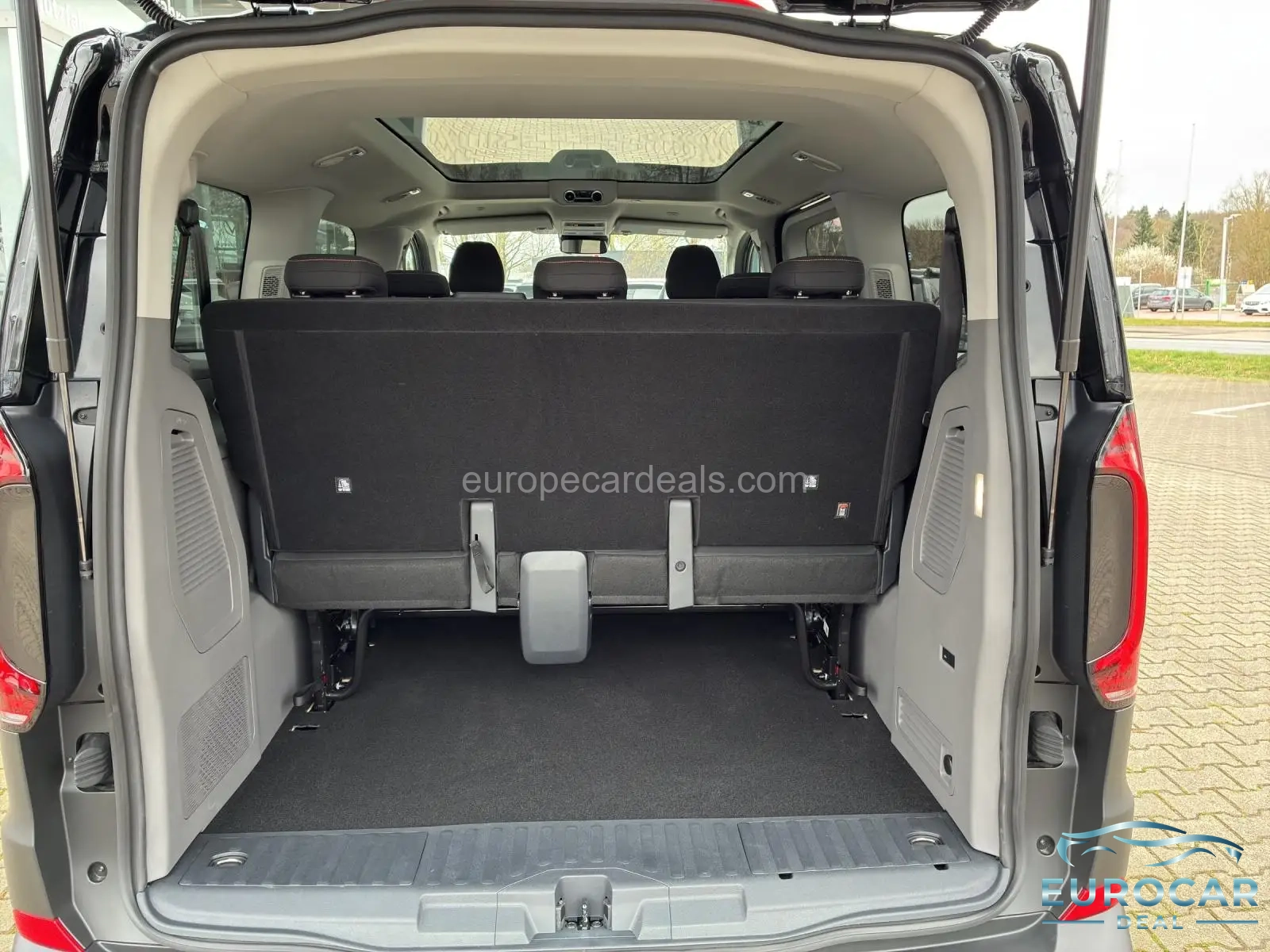 Volkswagen T7 Caravelle