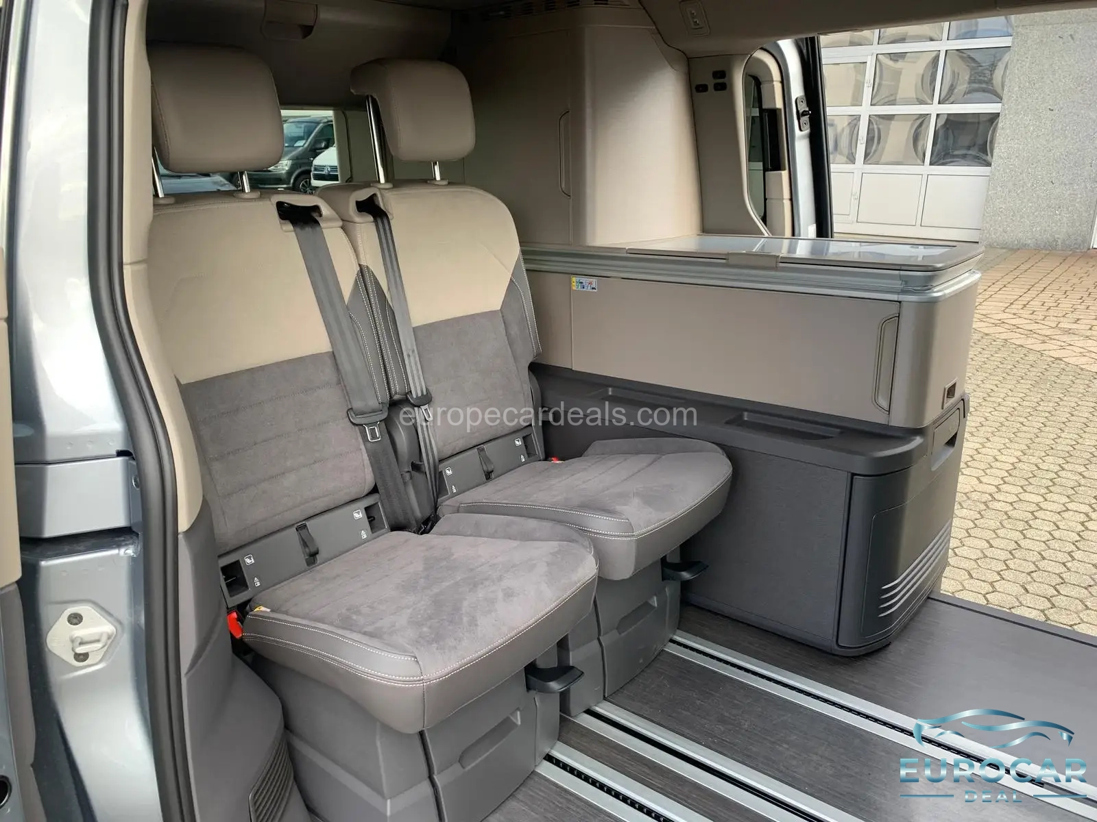 Volkswagen T7 California