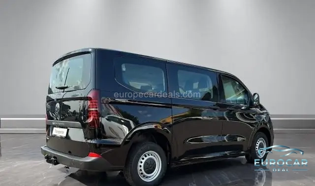 Volkswagen T7 Kombi