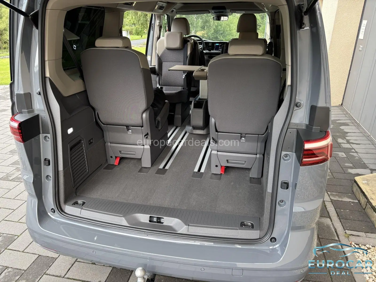 Volkswagen T7 California