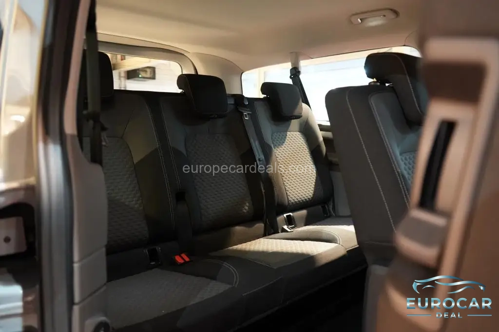 Volkswagen T7 Caravelle