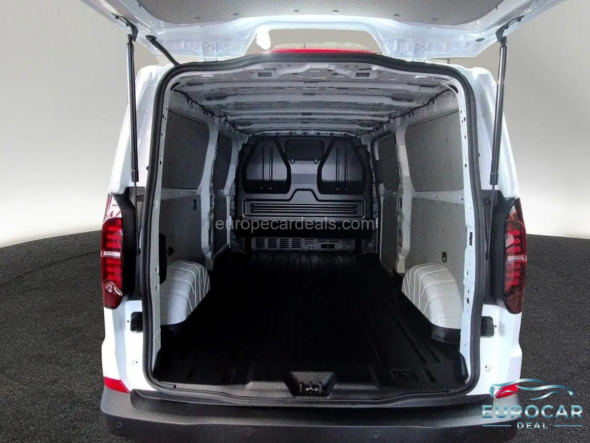 Volkswagen T7 Transporter