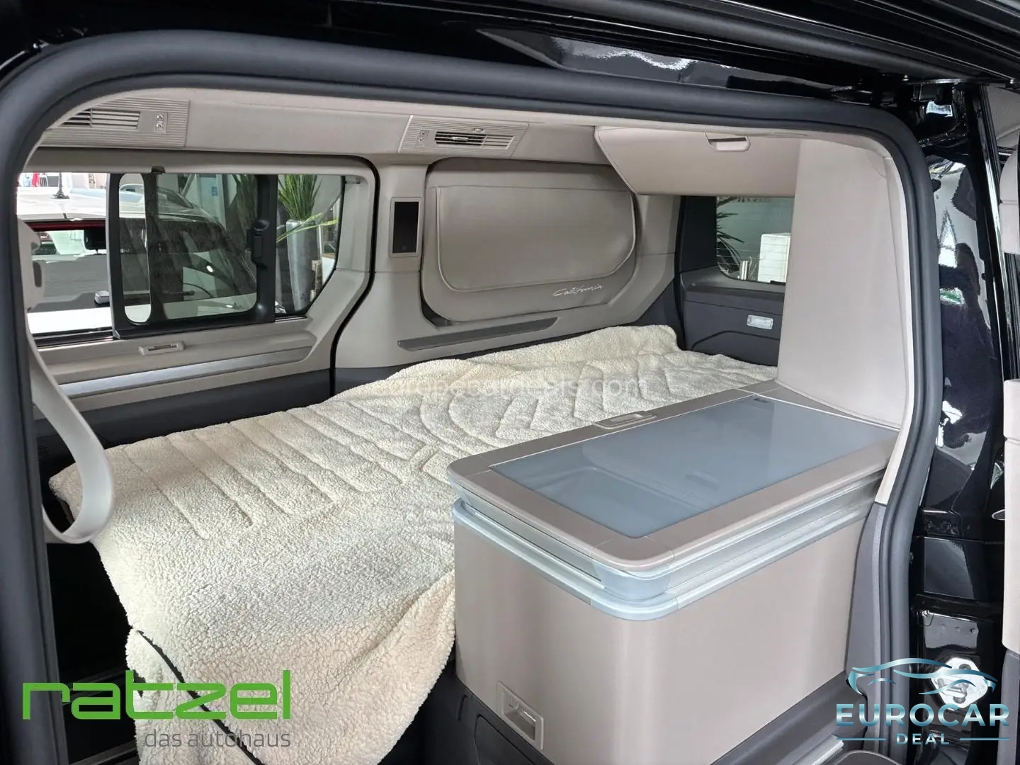 Volkswagen T7 California