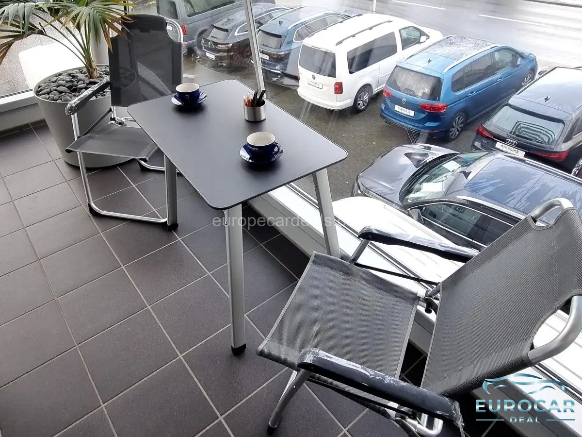 Volkswagen T7 California