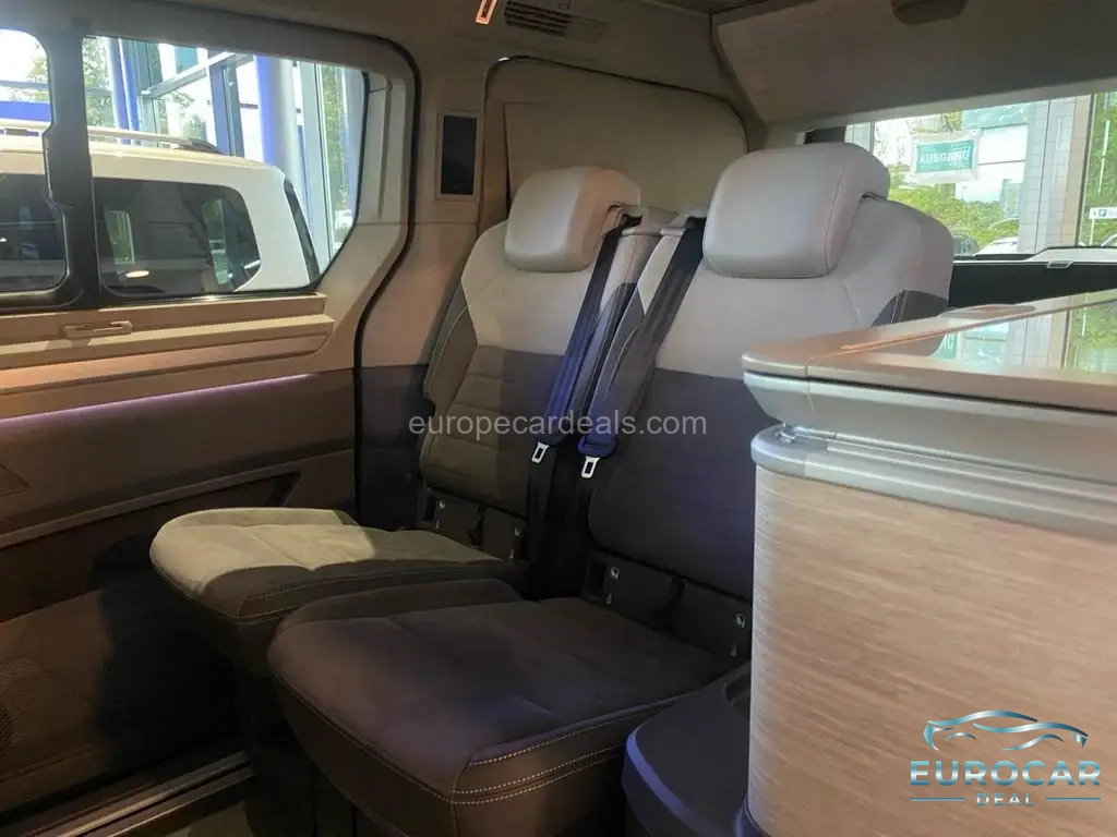 Volkswagen T7 California