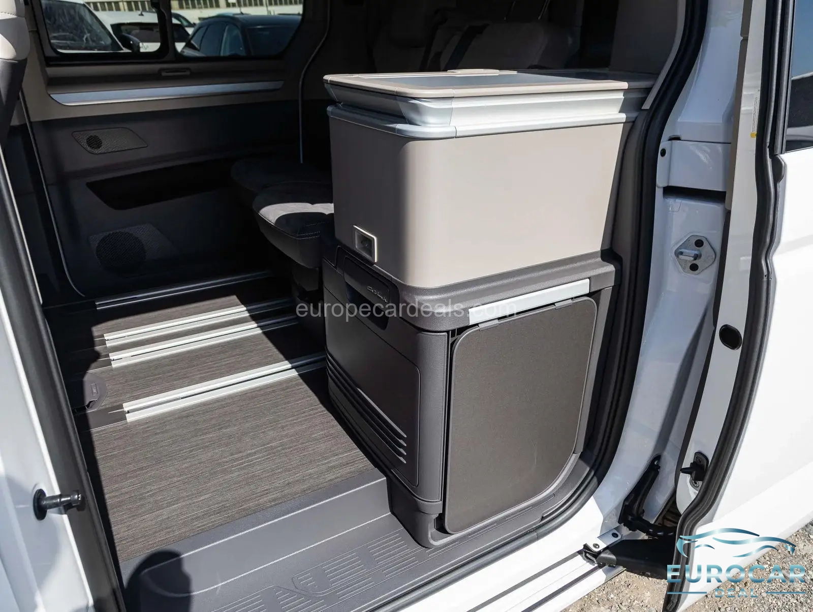 Volkswagen T7 California