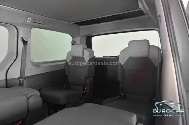 Volkswagen T7 California