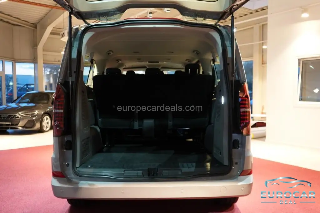 Volkswagen T7 Caravelle