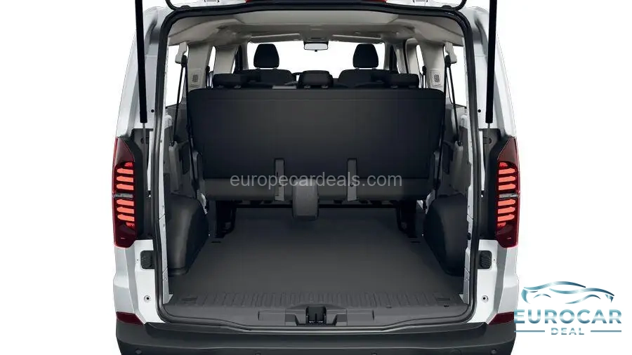 Volkswagen T7 Kombi