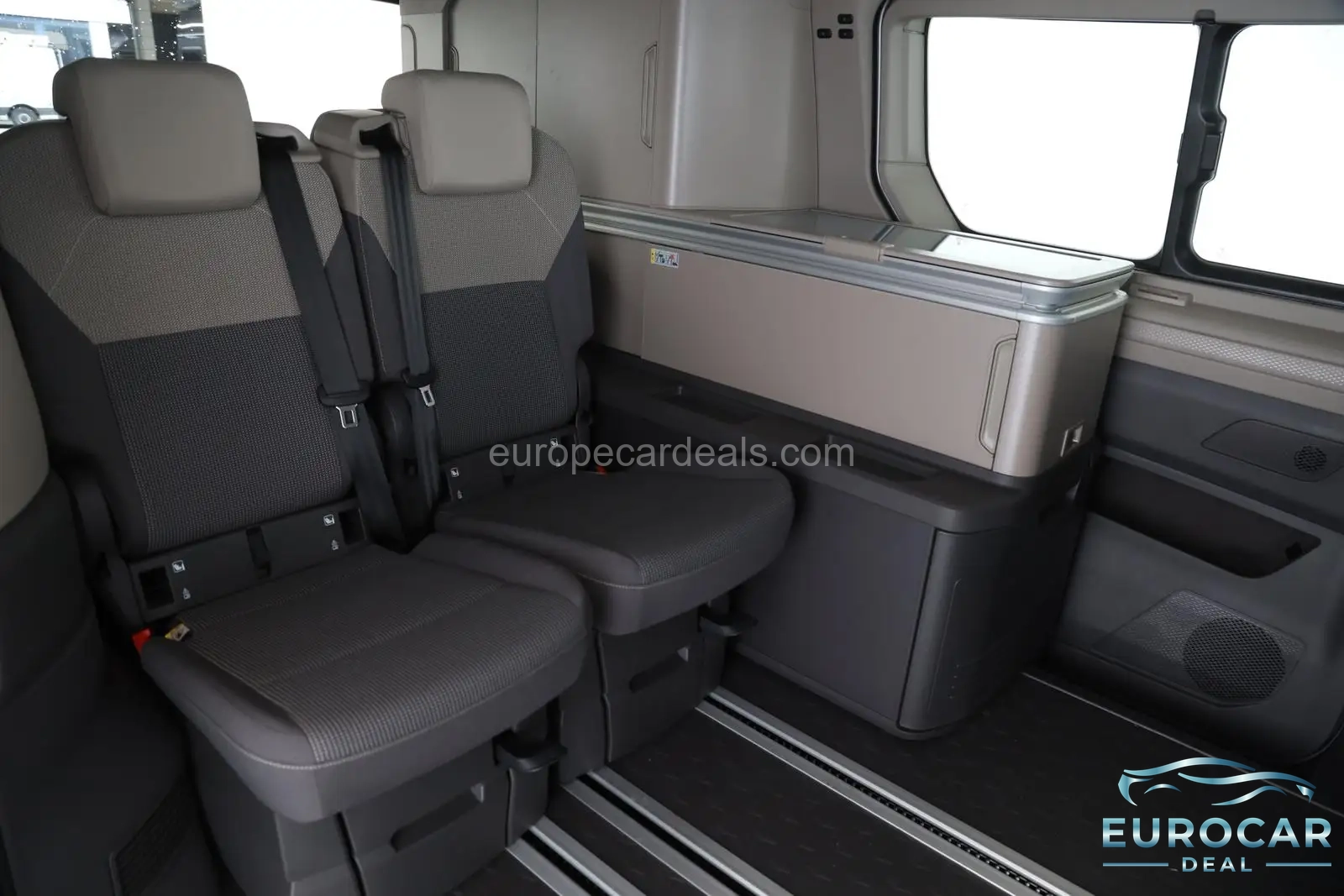 Volkswagen T7 California
