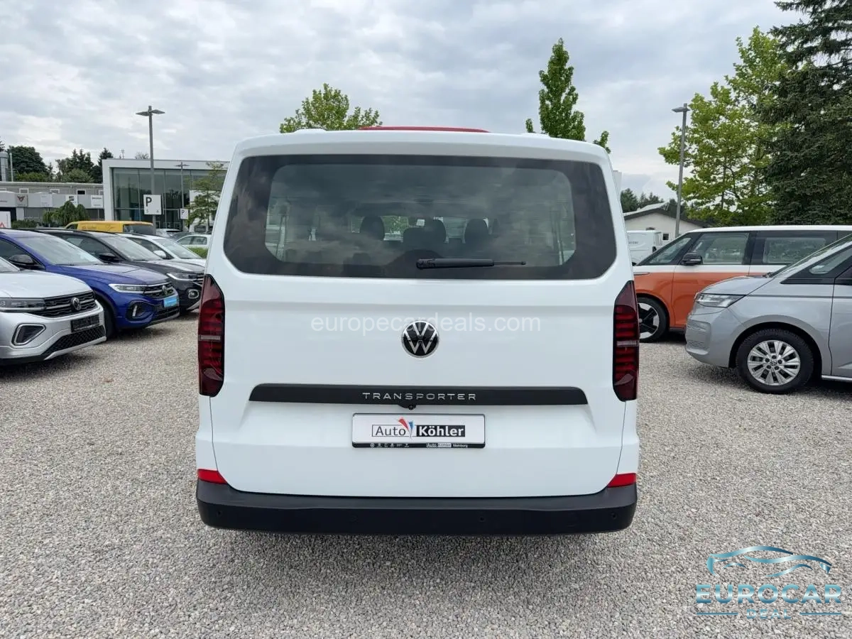 Volkswagen T7 Kombi