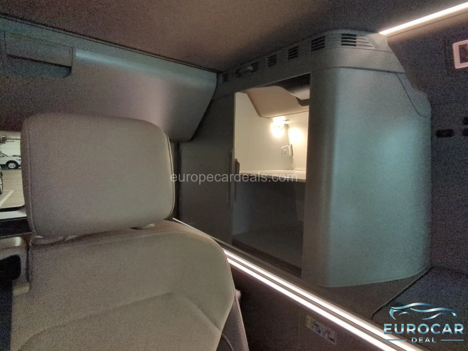 Volkswagen T7 California