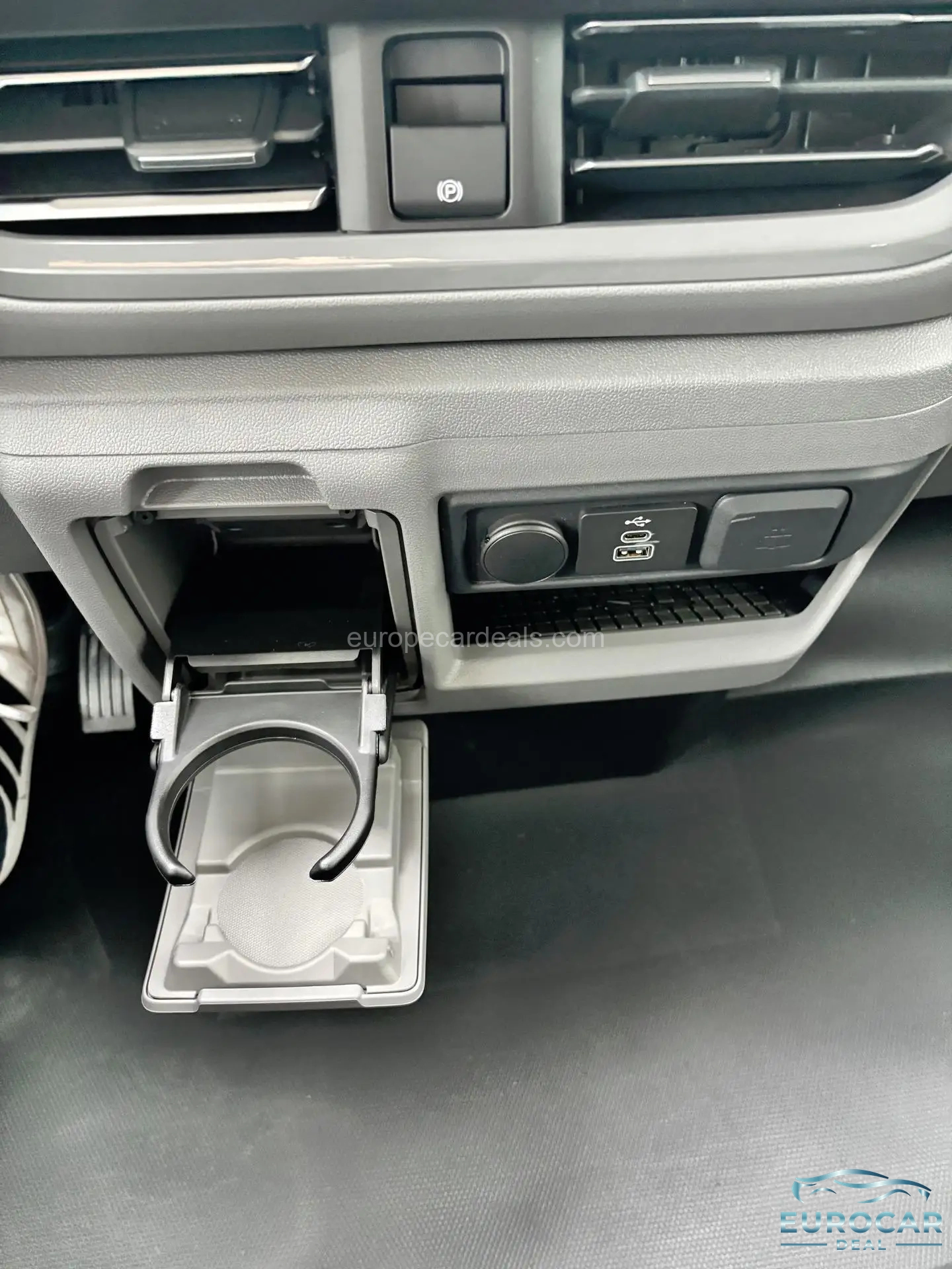 Volkswagen T7 Caravelle