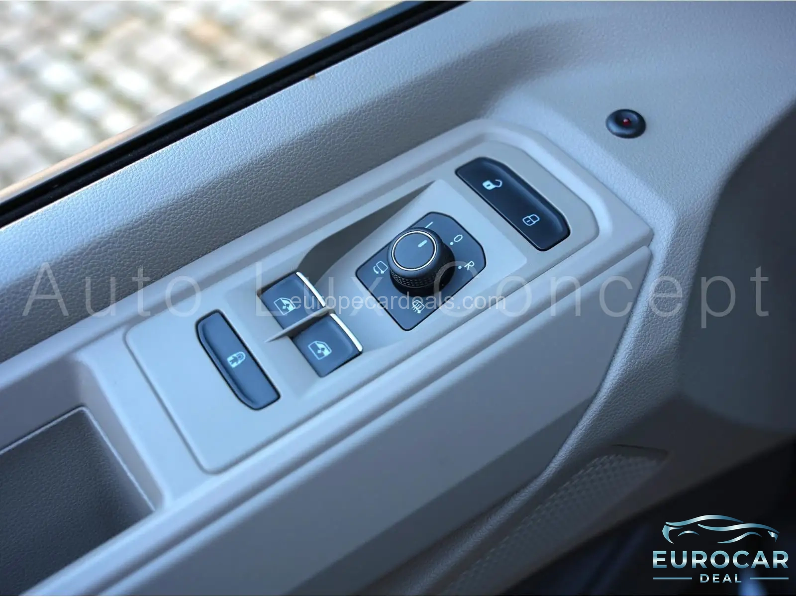 Volkswagen T7 California