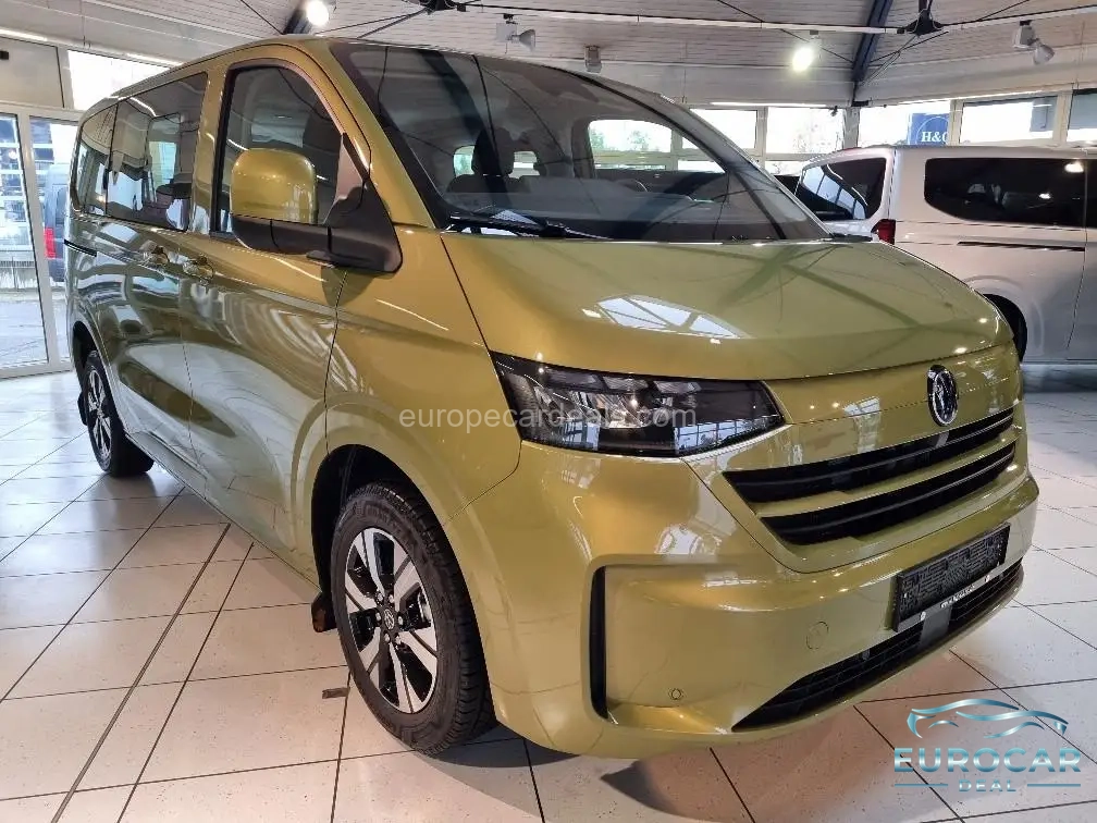 Volkswagen T7 Kombi