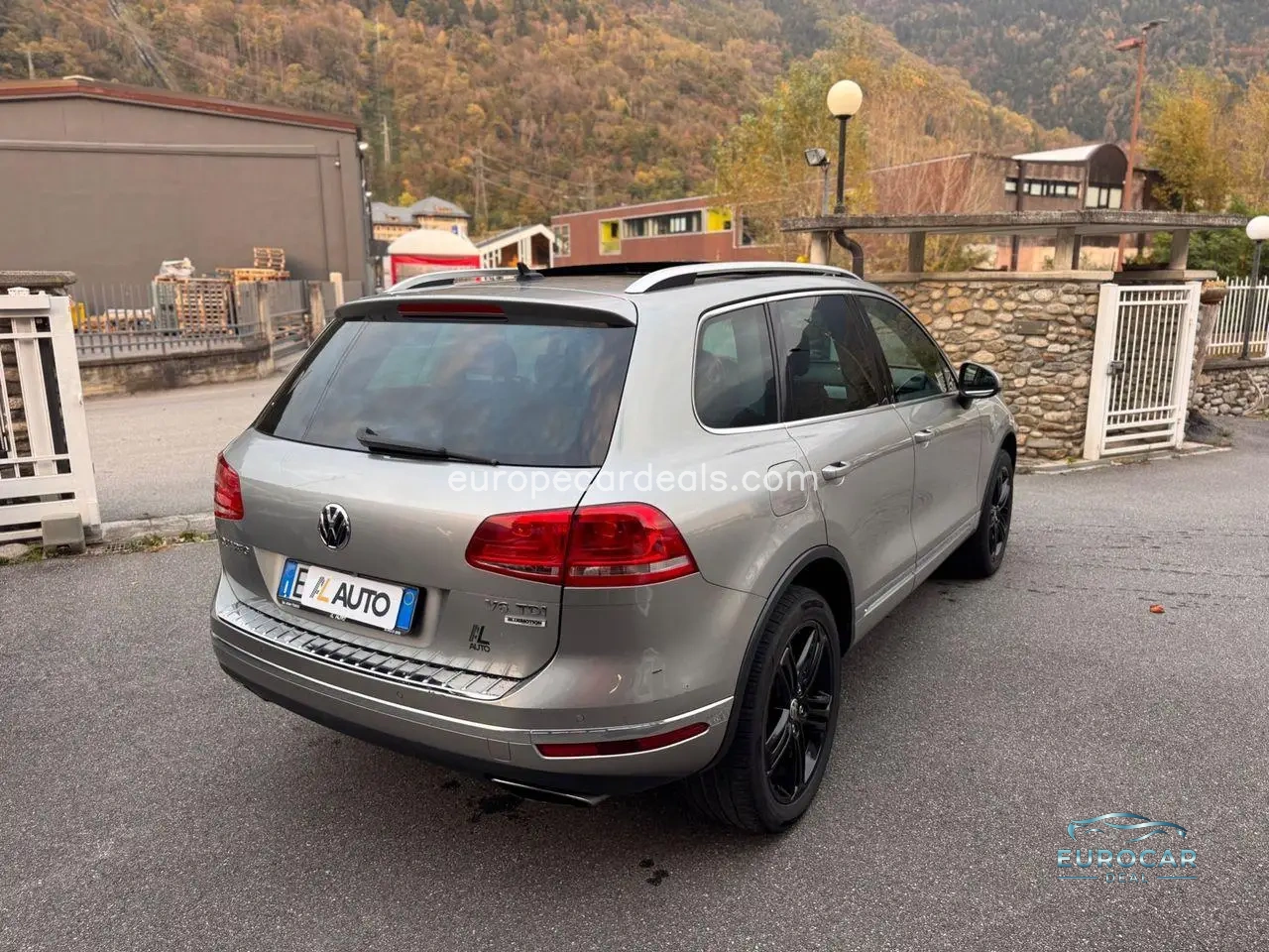 Volkswagen Touareg