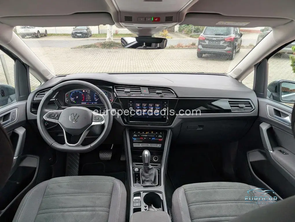 Volkswagen Touran