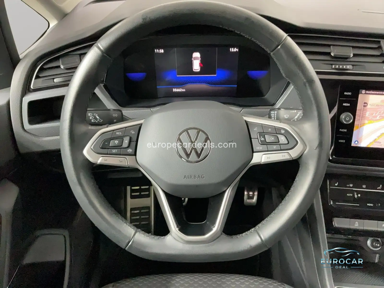 Volkswagen Touran