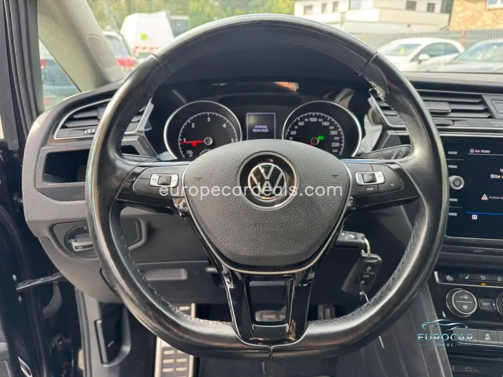 Volkswagen Touran