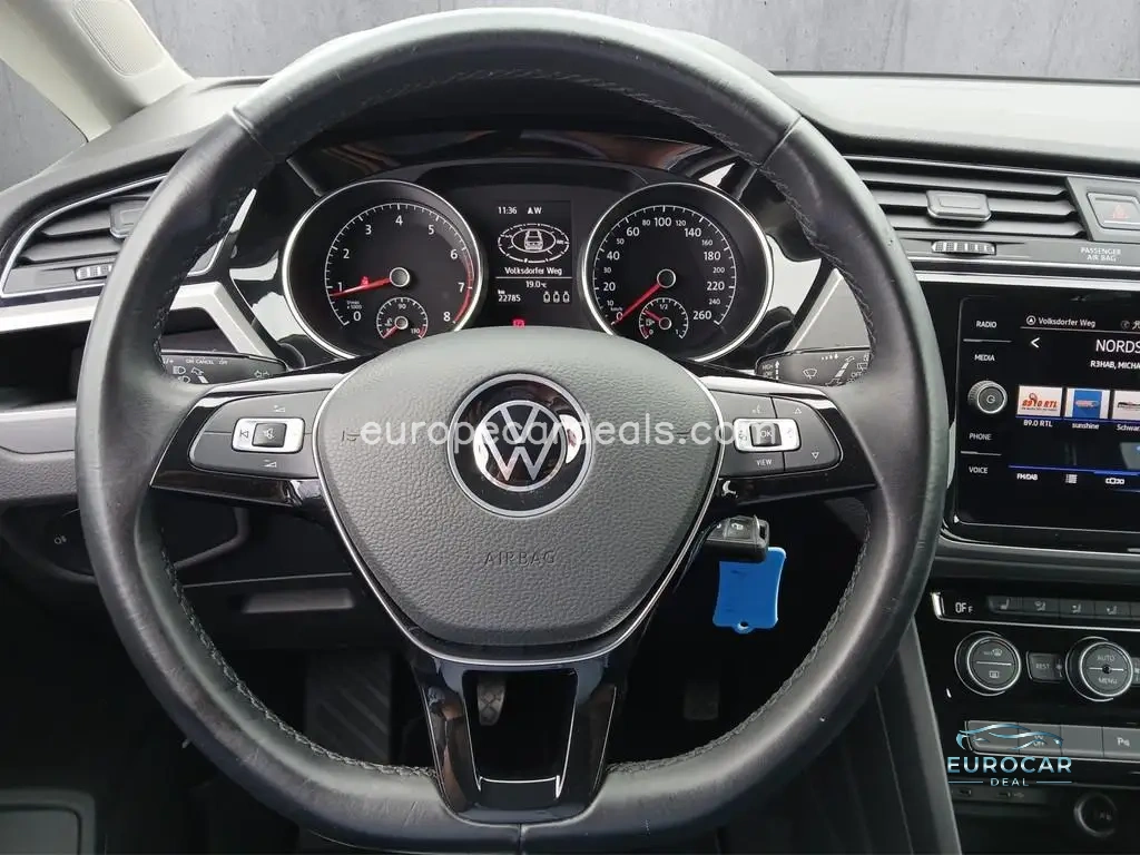 Volkswagen Touran