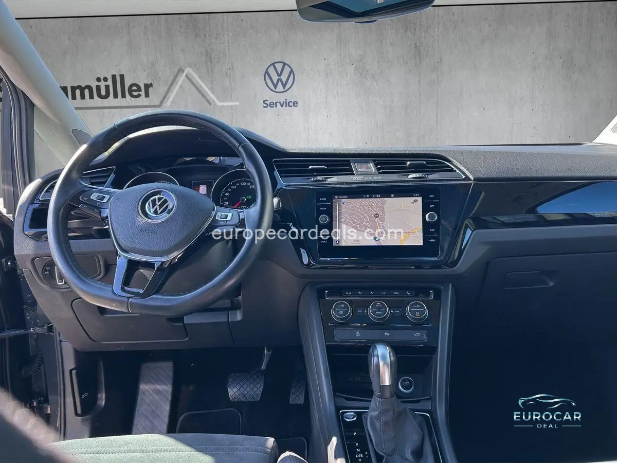 Volkswagen Touran