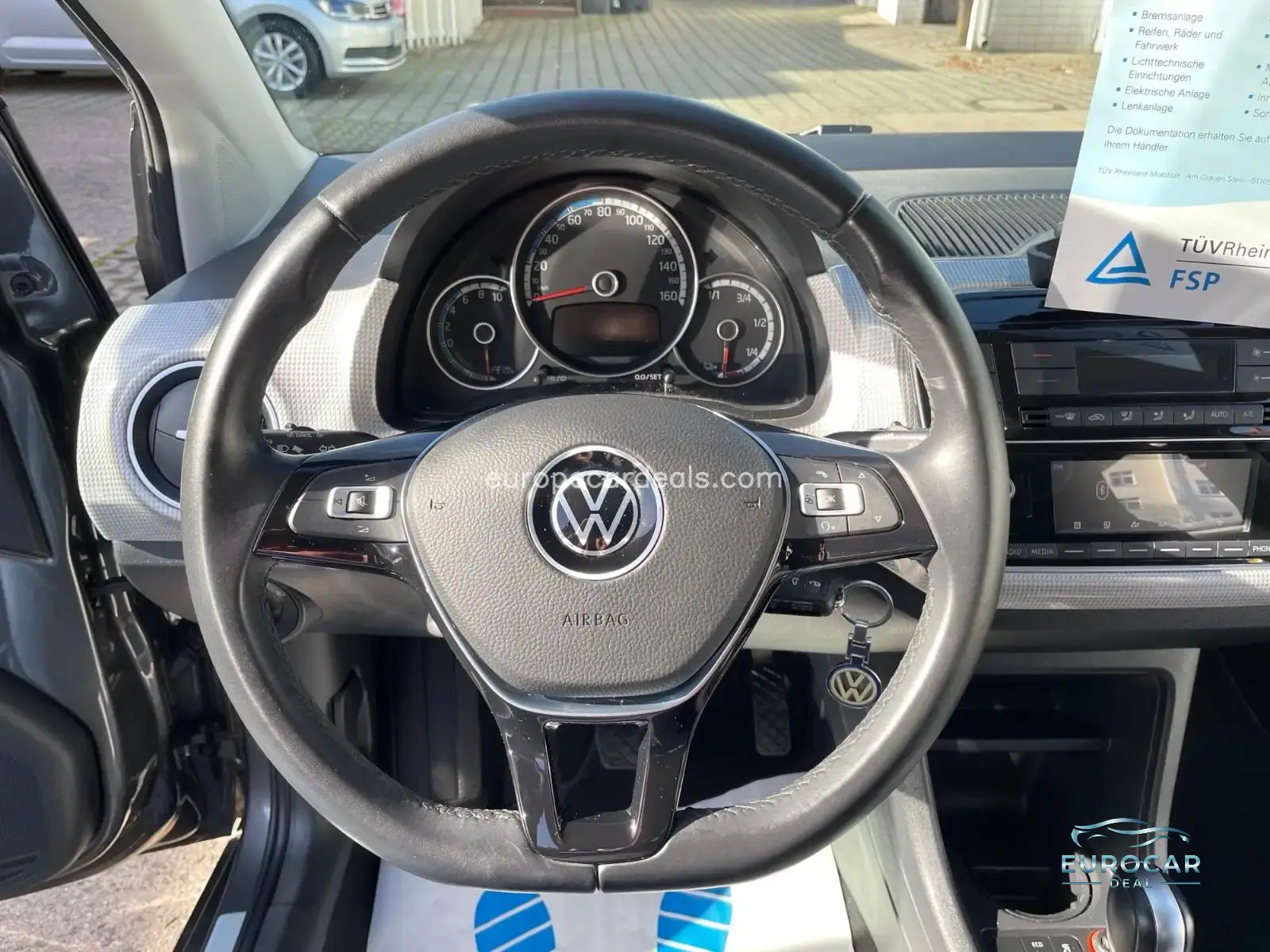 Volkswagen up!