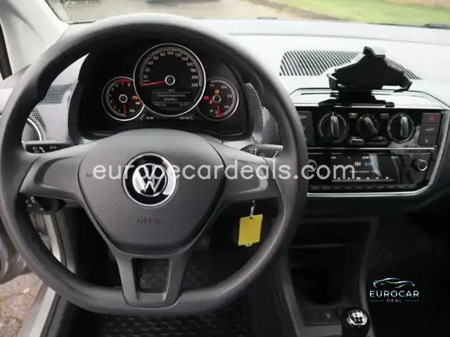 Volkswagen up!
