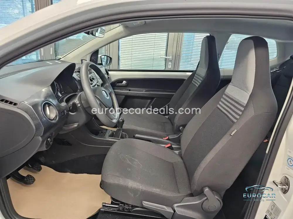 Volkswagen up!