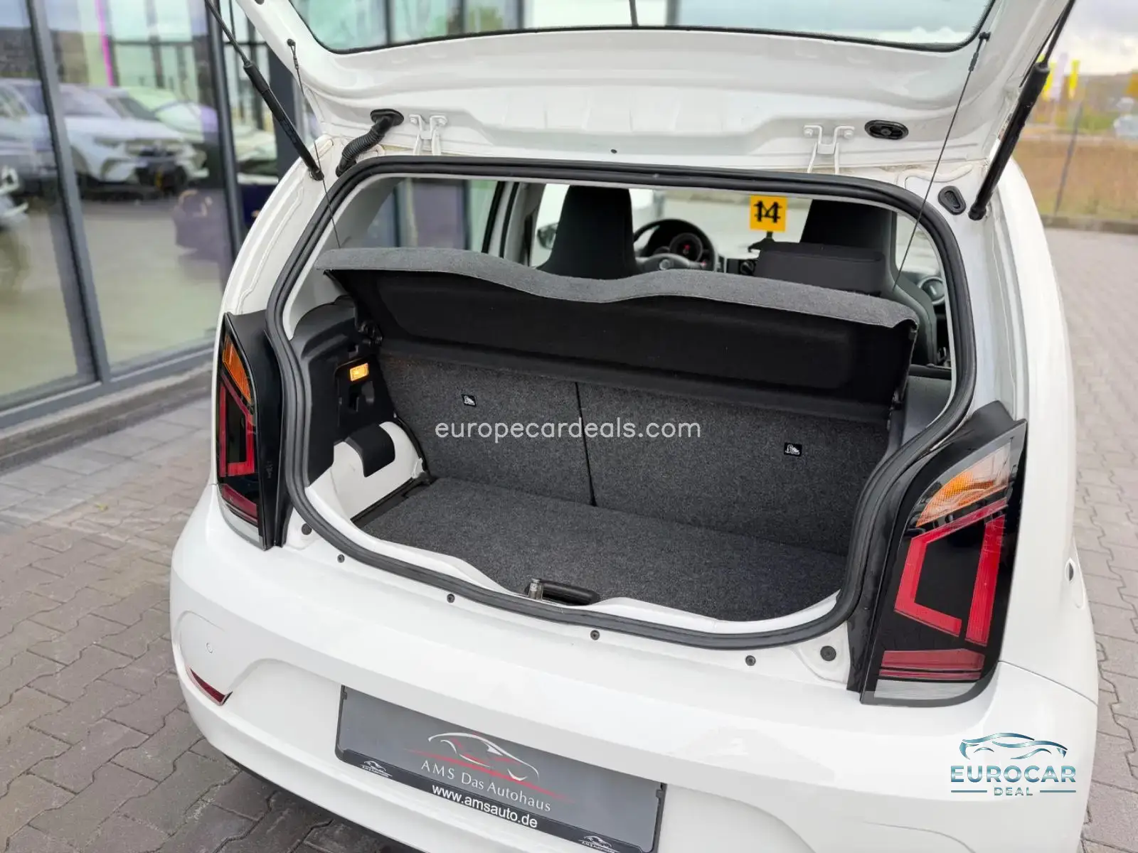 Volkswagen up!