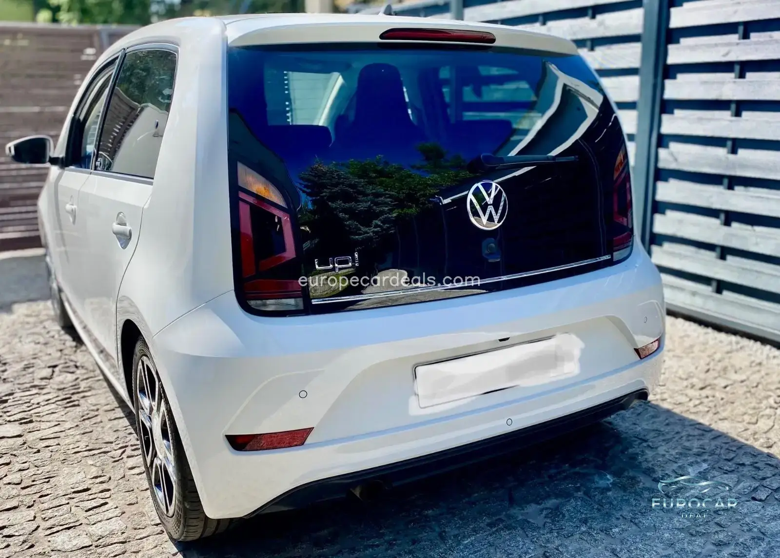 Volkswagen up!